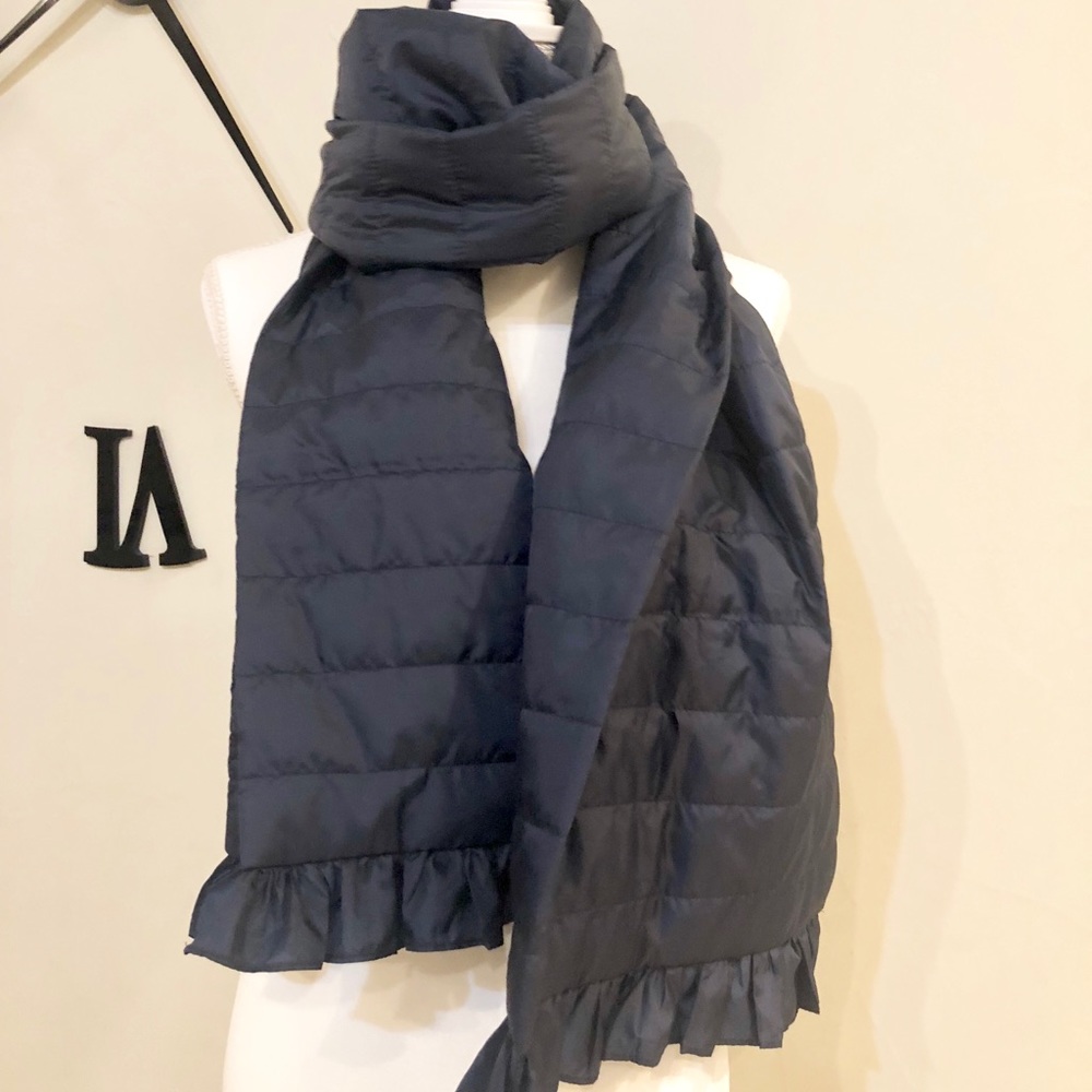 Aero Navy Blue down scarf